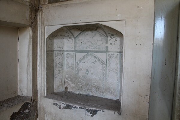 اندرونی خانه خان خوراسگان در معرض تخریب کامل