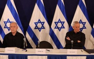 احتمال استعفای گانتس قوت گرفت/ اعتراضات علیه نتانیاهو آغاز می‌شود
