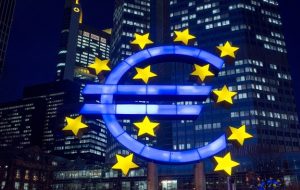 EU GDP Contracts in Q3, Euro Rises