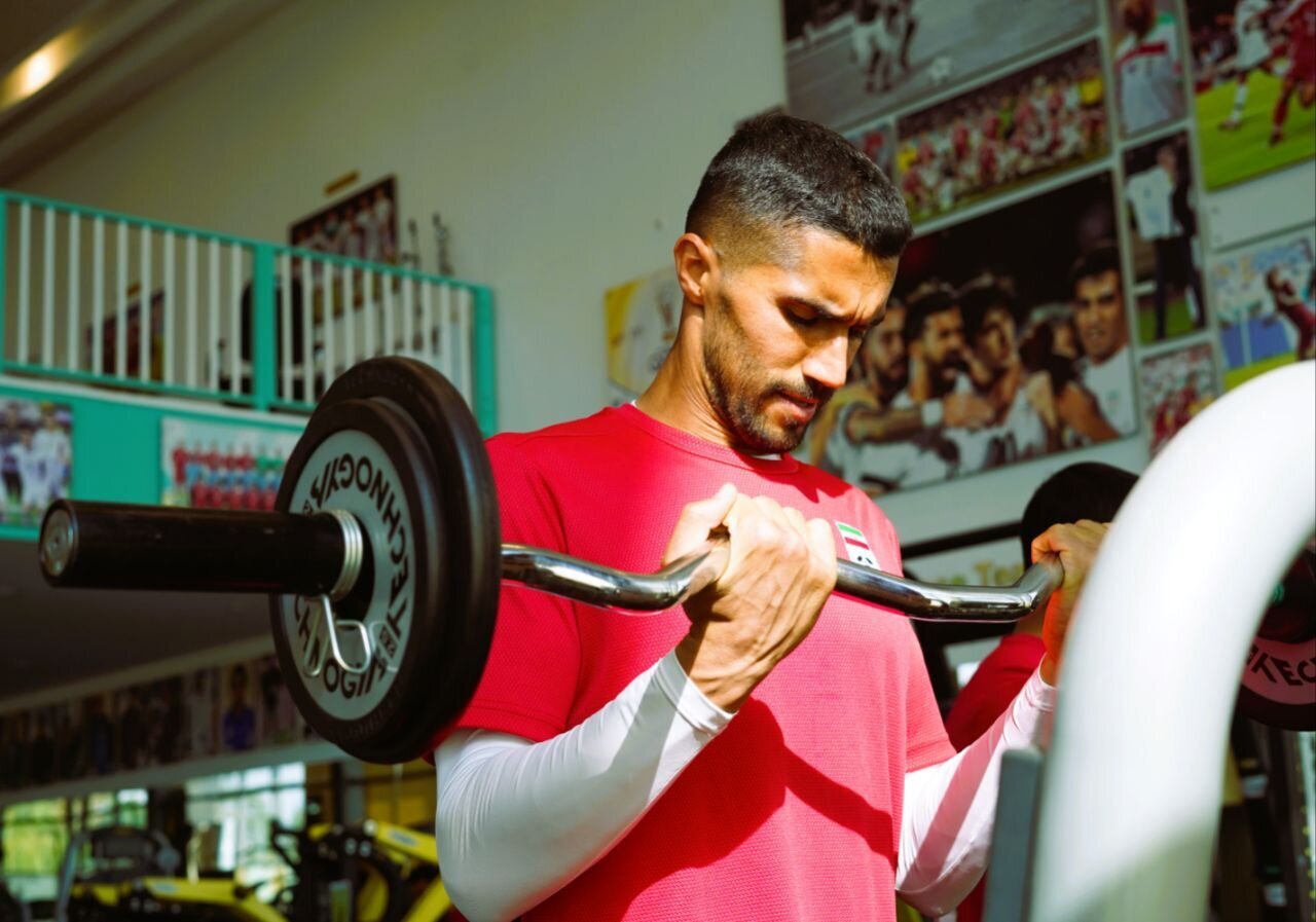 بازگشت باورنکردنی یک استقلالی؛ سه سورپرایز قلعه‌نویی برای فیفادی