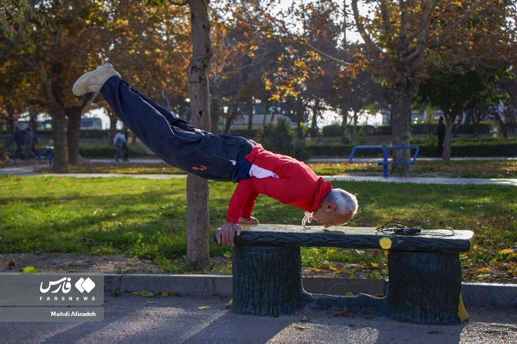 تصویر حیرت‌انگیز از ورزش صبحگاهی یک مرد میان‌سال در بجنورد