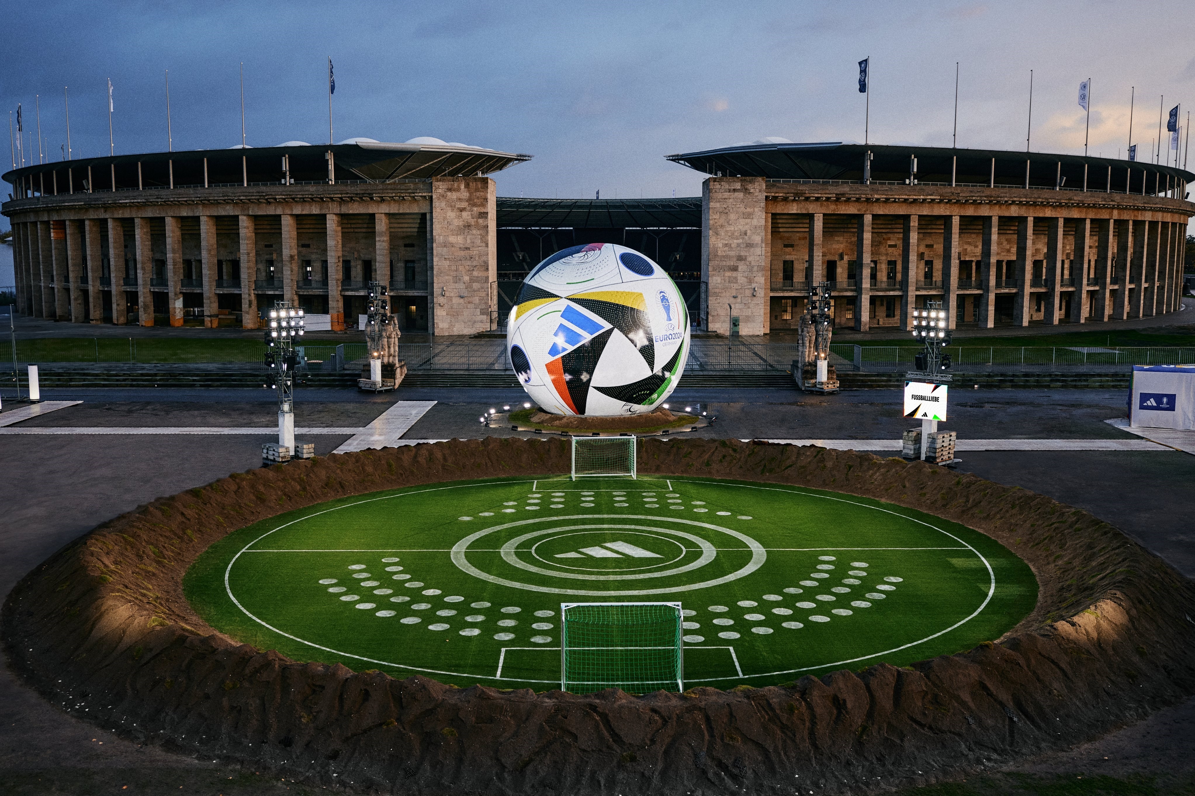 اتحادیه فوتبال اروپا (یوفا) , یورو 2024 , 