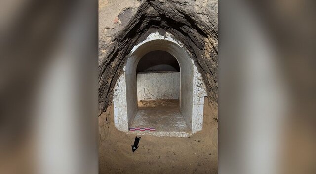 کشف مقبره‌ای مملو از طلسم مار