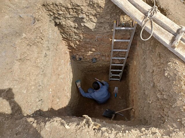 تپه ۶‌هزارساله همدان در محاصره!