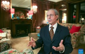 لارنس کوهن: آمریکا و چین برنامه‌های بسیار مثبتی را آغاز کرده‌اند