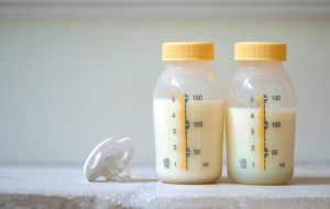 آیا شیر مادر فاسد می شود؟ آیا شیر مادر فاسد می شود؟