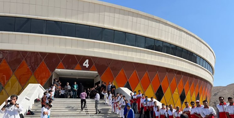 عکس|  تصاویر ورزشگاه جذابی که بازی ایران و روسیه را میزبانی می‌کند