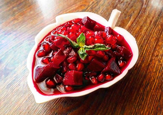 طرز تهیه ترشی انار و لبو