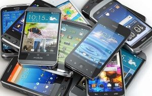 حقوق ورودی تلفن همراه تغییر کرد/ وضعیت گوشی‌های بالای 600 دلار چه شد؟
