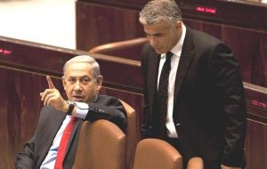 لاپید: نتانیاهو نمی‌تواند در سمت خود باقی بماند
