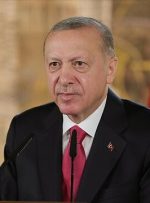 اردوغان:
کشورهای به اصطلاح دموکراتیک باید از حمایت تروریست‌ها دست بردارند