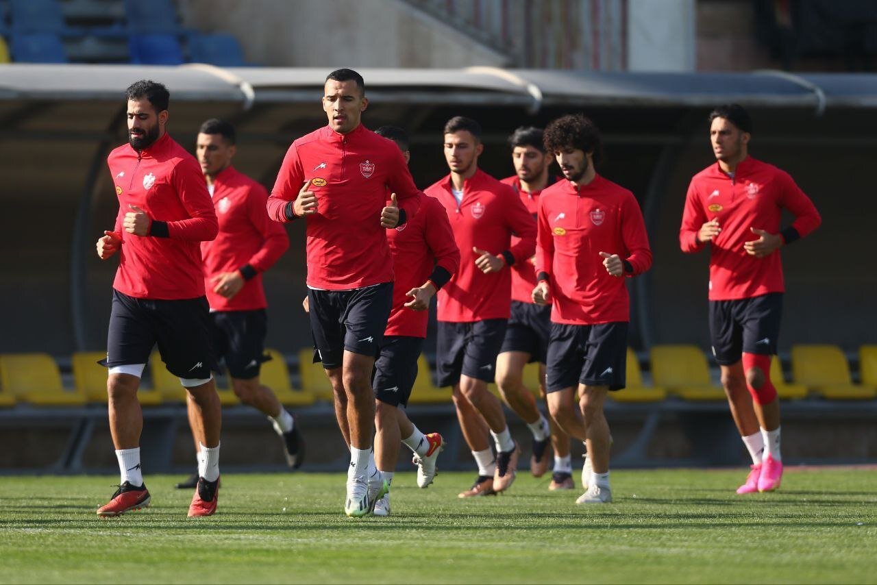 این پرسپولیس قهرمان نمی‌شود