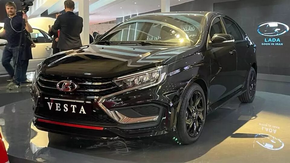خودروهای روسی لادا به زودی در خیابان‌های ایران/عکس