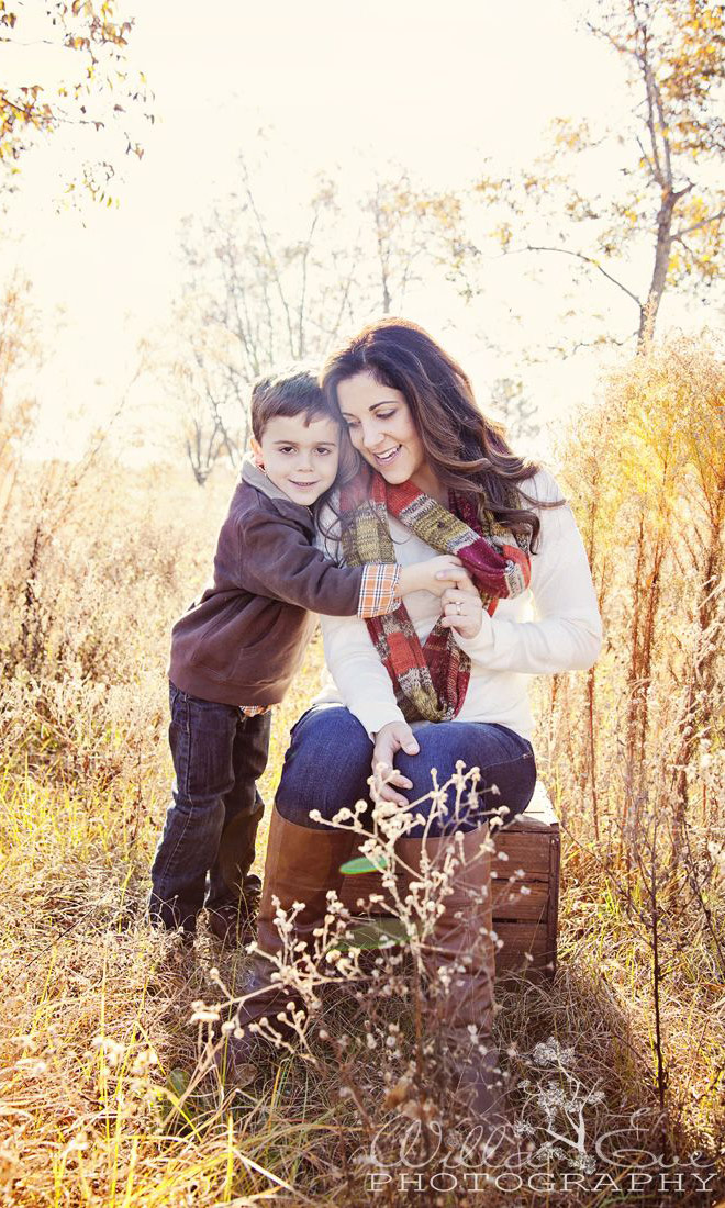 ژست عکس کودک و مادر