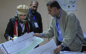 نگاهی به نتایج انتخابات استانی عراق/ چگونه شیعیان در شرایط تحریم انتخابات پیشتاز شدند؟