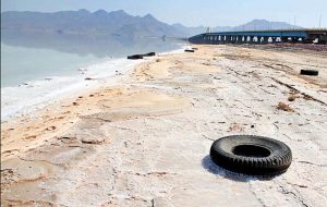 توضیح معاون وزیر صمت درباره‌ی برداشت لیتیوم از دریاچه ارومیه