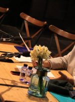 در هفتمین نشست «صدای نمایش‌نامه‌نویس»/بهزاد فراهانی نمایش‌نامه‌ی جدیدش را برای مخاطبان خواند