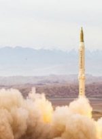 روایت نیویورک تایمز از قدرت‌نمایی موشکی ایران/ پیام مهم «خیبرشکن» برای غرب و اسرائیل