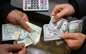 هشدار نگران‌کننده یک کارشناس درباره شرایط اقتصاد ایران/ چشمی: با این شرایط، قیمت دلار را حدس بزنید