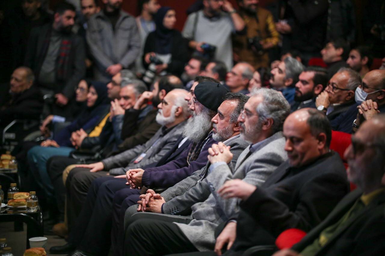 برگزیدگان چهار بخش «رادیو تئاتر»، «نمایش‌های تلویزیونی»، «نمایشنامه نویسی» و «پژوهش» معرفی شدند