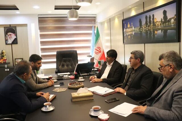 بازارچه‌های فروش نوروزی اطراف تخت جمشید سامان‌دهی می‌شوند