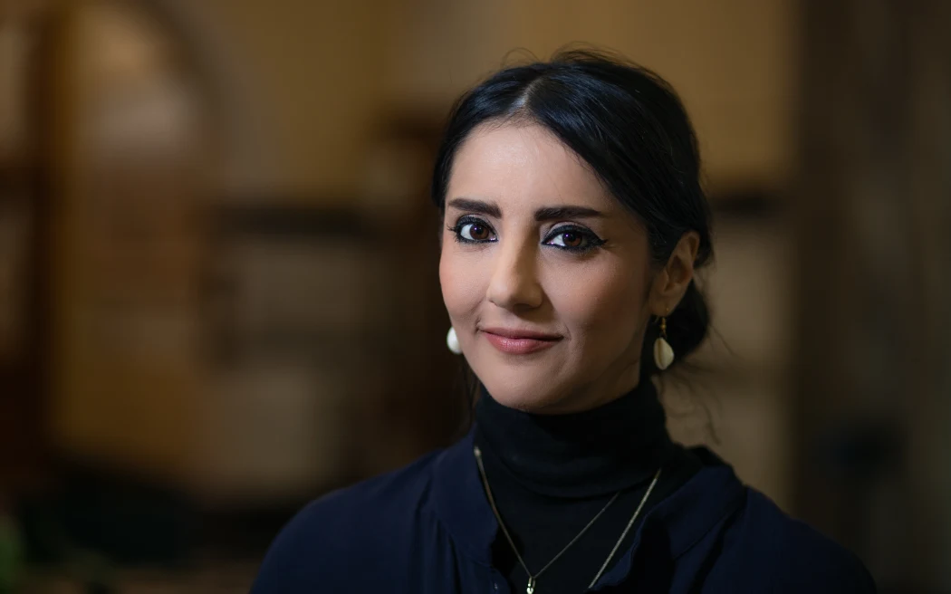 بیوگرافی گلریز قهرمان