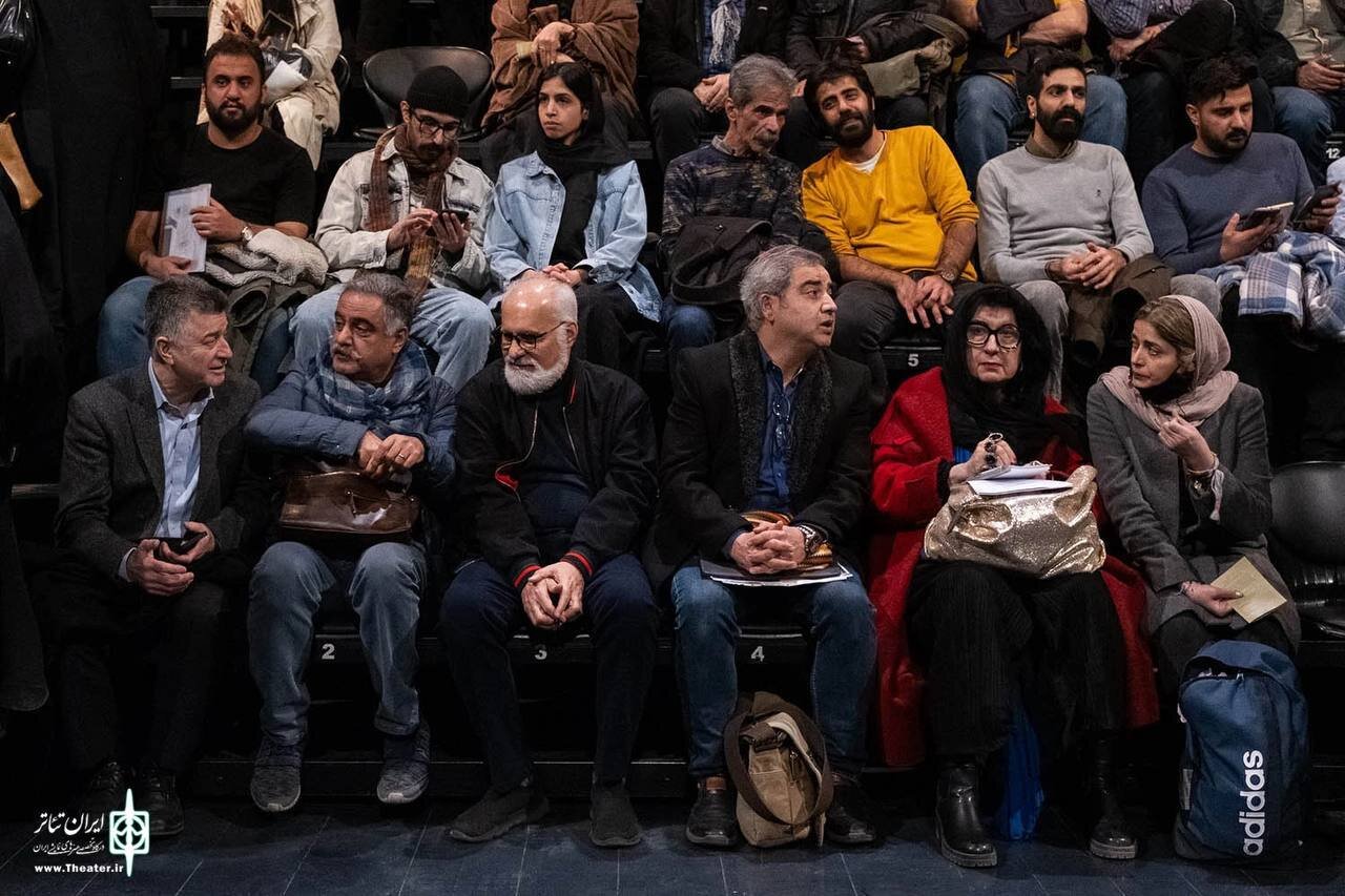 نمایش‌های خیابانی؛ شور و نشاط به ارمغان آوردند