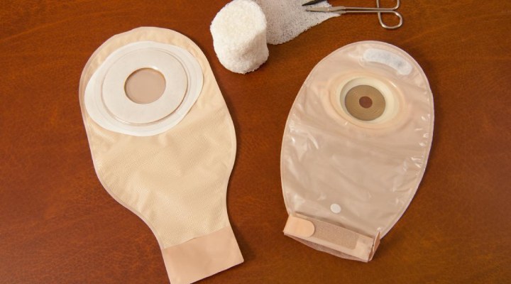 کار با ابزار و مراقبت‌های بعد از جراحی کولوستومی 