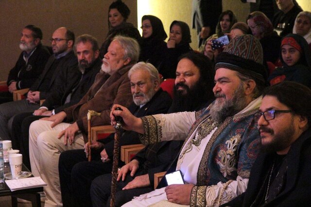 تقدیر از پنج مرشد و میراث‌دار فرهنگ روایی و هنرهای نمایشی ایران 