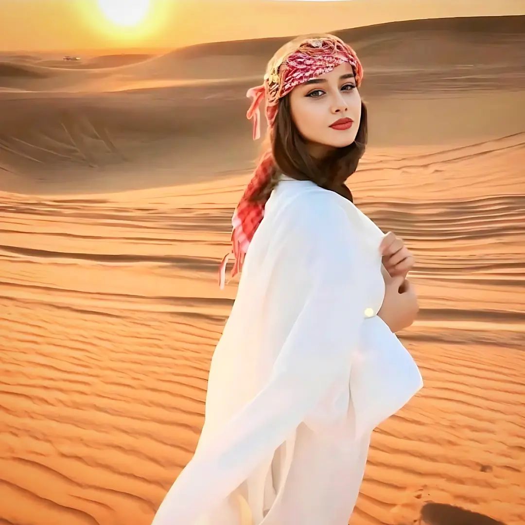 آیسان آقاخانی همسر محمدرضا گلزار کیست