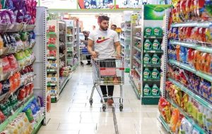 آخرین وضعیت واردات کالاهای اساسی/چند میلیارد دلار صرف واردات پنج‌ کالا شد؟