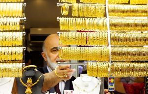 پیش‌بینی رییس اتحادیه طلا و سکه درباره قیمت‌ها/ زیان طلافروشان سنگین شد