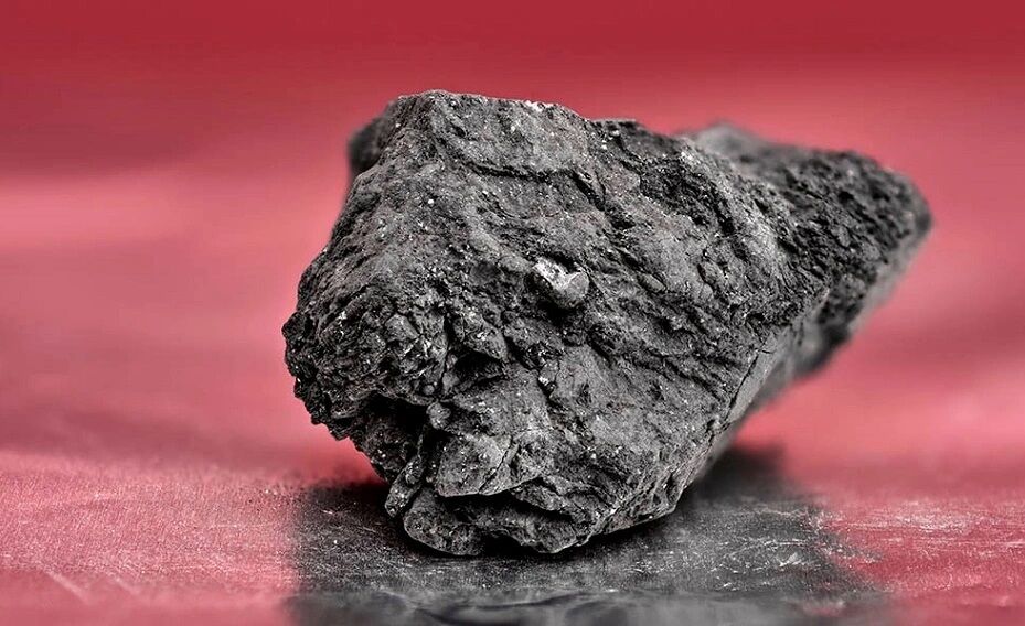 اولین شهاب سنگ یک میلیون دلاری در ایران + فیلم اولین شهاب سنگ یک میلیون دلاری در ایران + فیلم