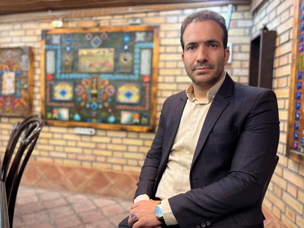 نرخ واقعی دلار مشخص شد/ پیش‌بینی عضو اتاق ایران و چین از نرخ دلار در ماه پایانی سال