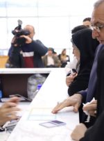 وزیربهداشت در بیمارستان امام خمینی رای داد/ دعوت پزشکان از مردم با «نسخه حضور»
