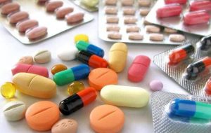 تامین داروهای بیماران صعب‌العلاج در داروخانه‌های منتخب/نحوه فعالیت داروخانه‌ها در نوروز