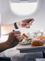 قبل از سفر هوایی از مصرف این مواد غذایی اجتناب کنید