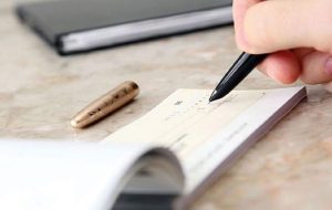 حساب‌های بانکی این افراد مسدود می‌شود