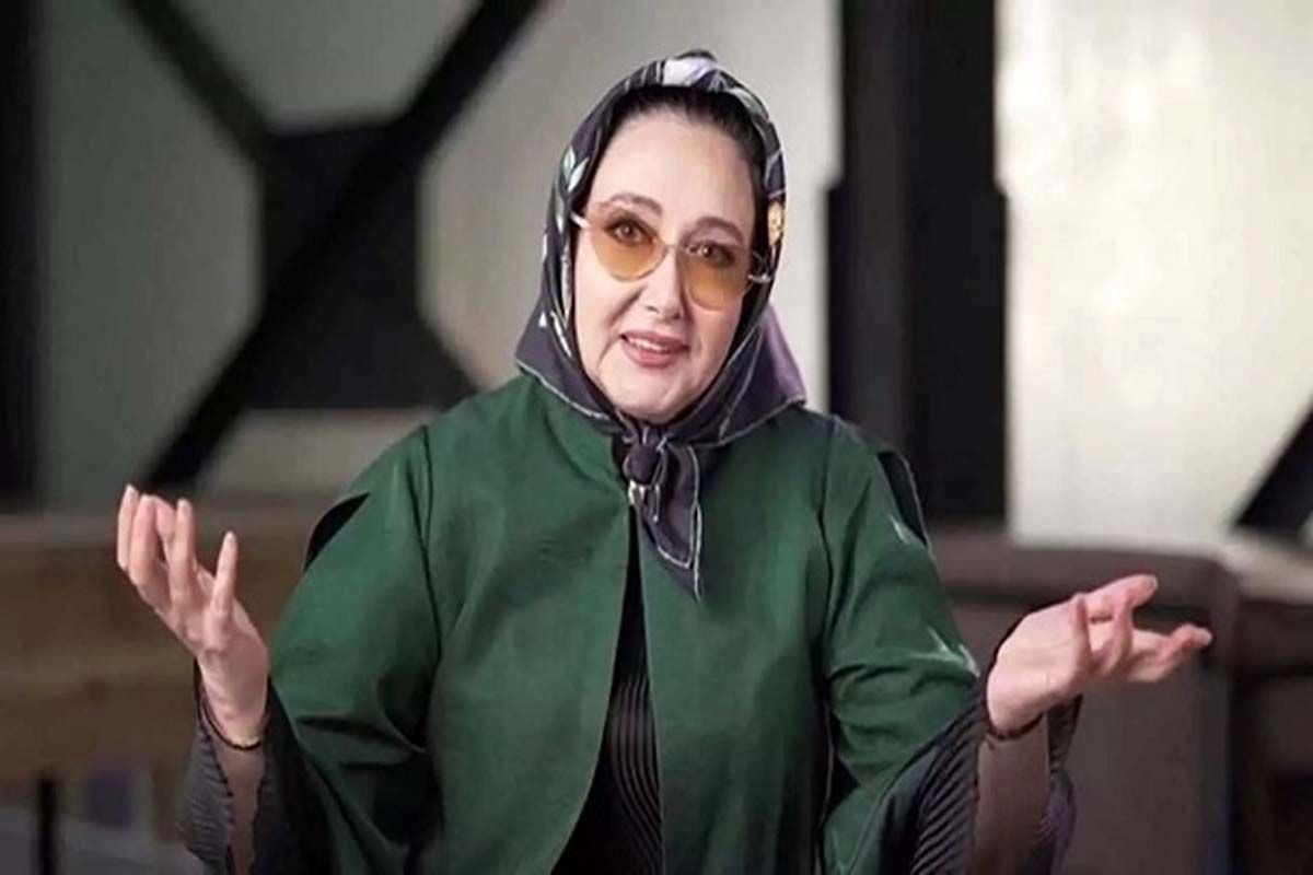 درباره کتایون ریاحی