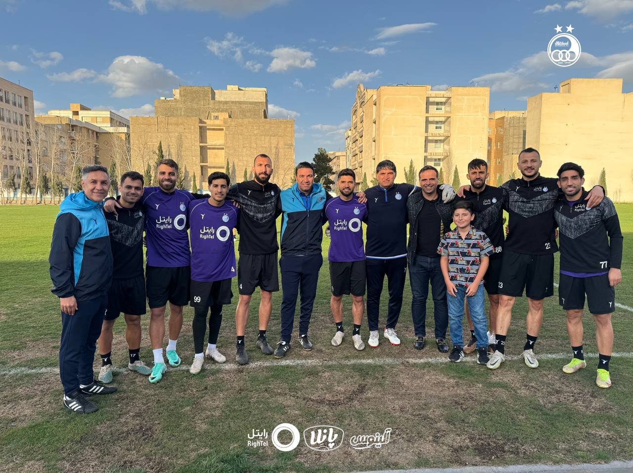 عکس| مربی محبوب مجیدی در تمرین استقلال