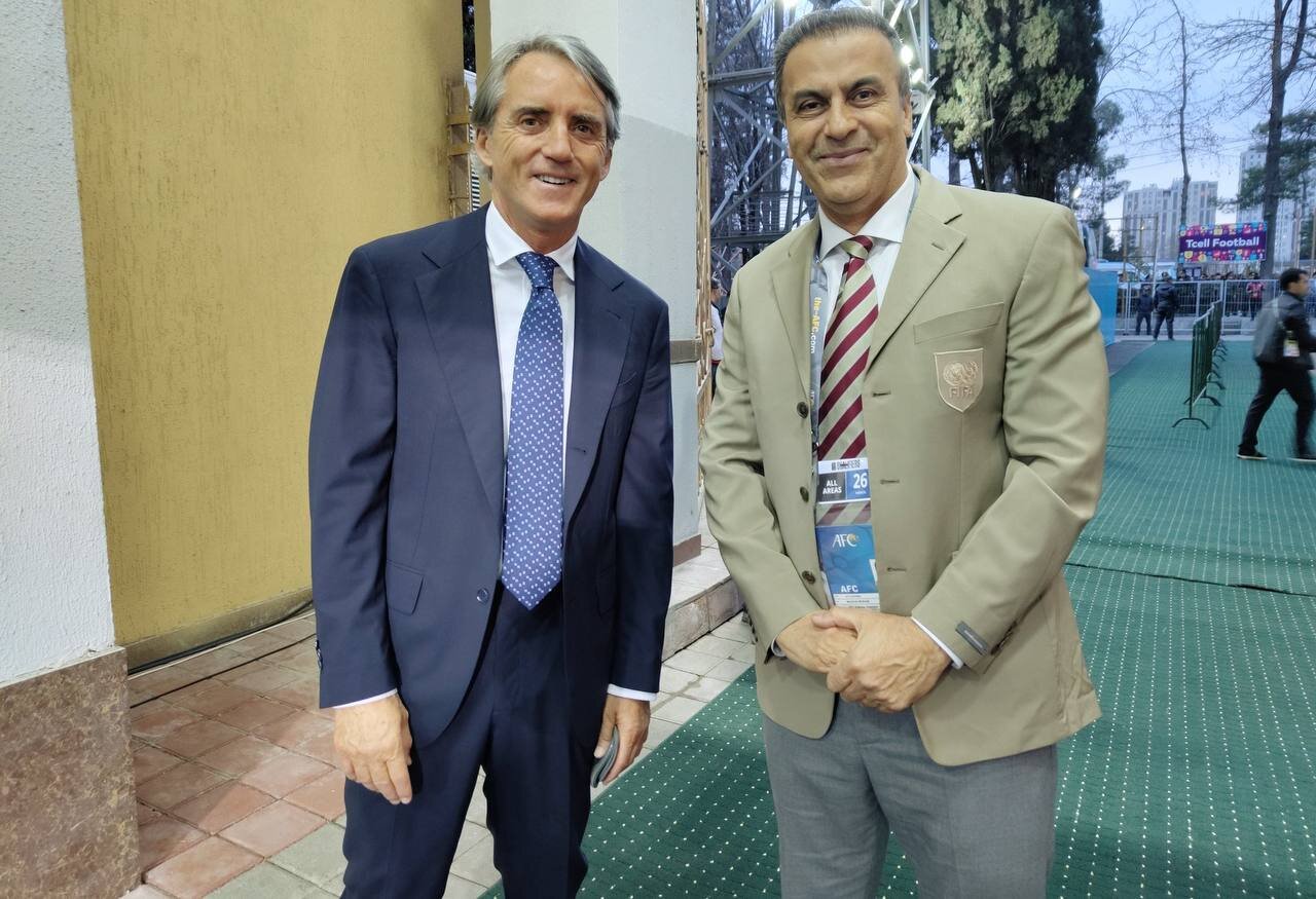 عکس| ملاقات یک ایرانی با مانچینی در تاجیکستان