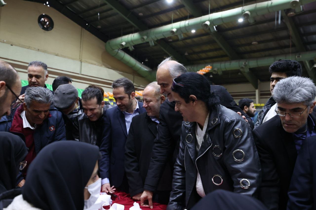 عکس‌| علی خطیر در حوزه انتخاباتی اهالی ورزش