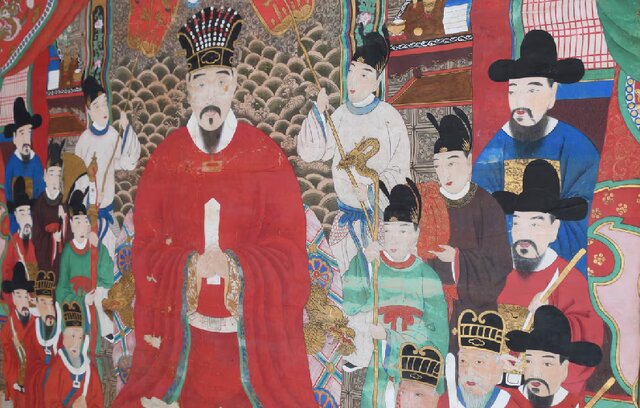 کشف آثار باستانی در اتاق زیر شیروانی