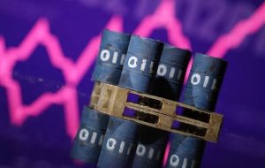 طلای سیاه درجا زد