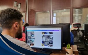 سئو سایت شرکتی را به متخصص بسپاریم یا شرکت؟ + قیمت سئو سایت در سال ۱۴۰۳ چقدر است؟