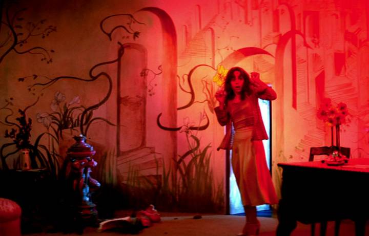 ترسناک ترین فیلم های دنیا - سوسپیریا Suspiria