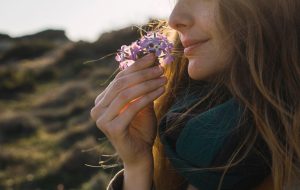 راهکارهایی برای داشتن حال خوب: معرفی ۱۵ تکنیک عالی برای حال خوب