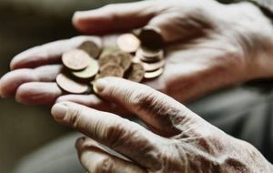 کاری که بودجه ۱۴۰۴ با سفر مردم می‌کند!