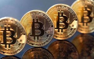 خطر سقوط ناگهانی قیمت بیت کوین! خطر سقوط ناگهانی قیمت بیت کوین!