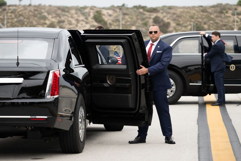 Photos: Inside Presidential Limousine Nicknamed 'the Beast' - Business  Insider